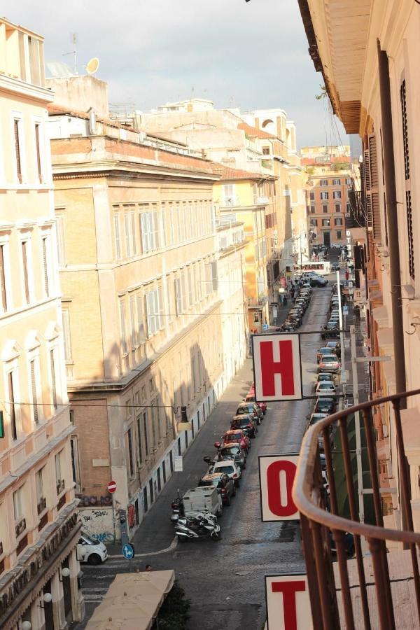 Hotel Fenicia Rzym Zewnętrze zdjęcie