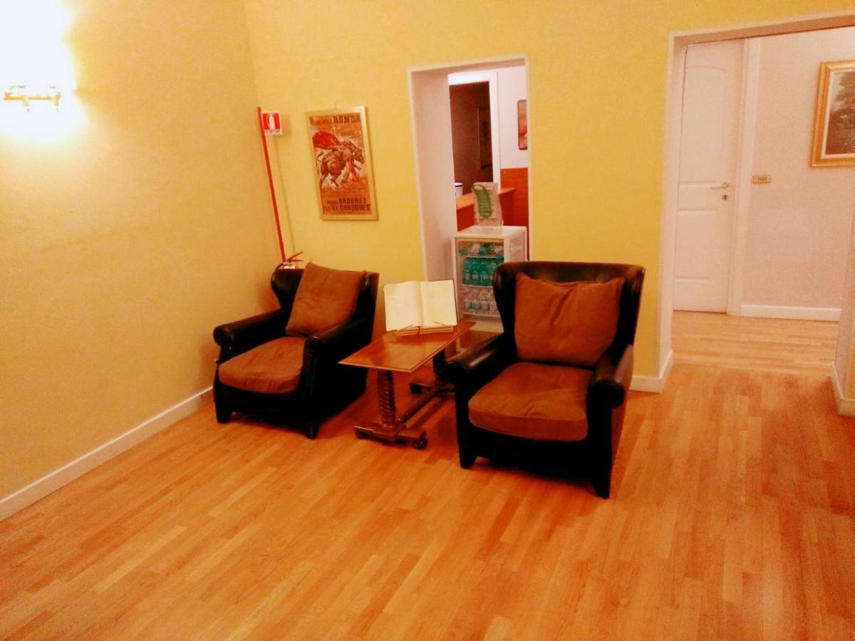 Hotel Fenicia Rzym Zewnętrze zdjęcie