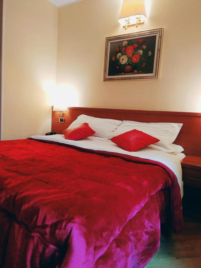 Hotel Fenicia Rzym Zewnętrze zdjęcie