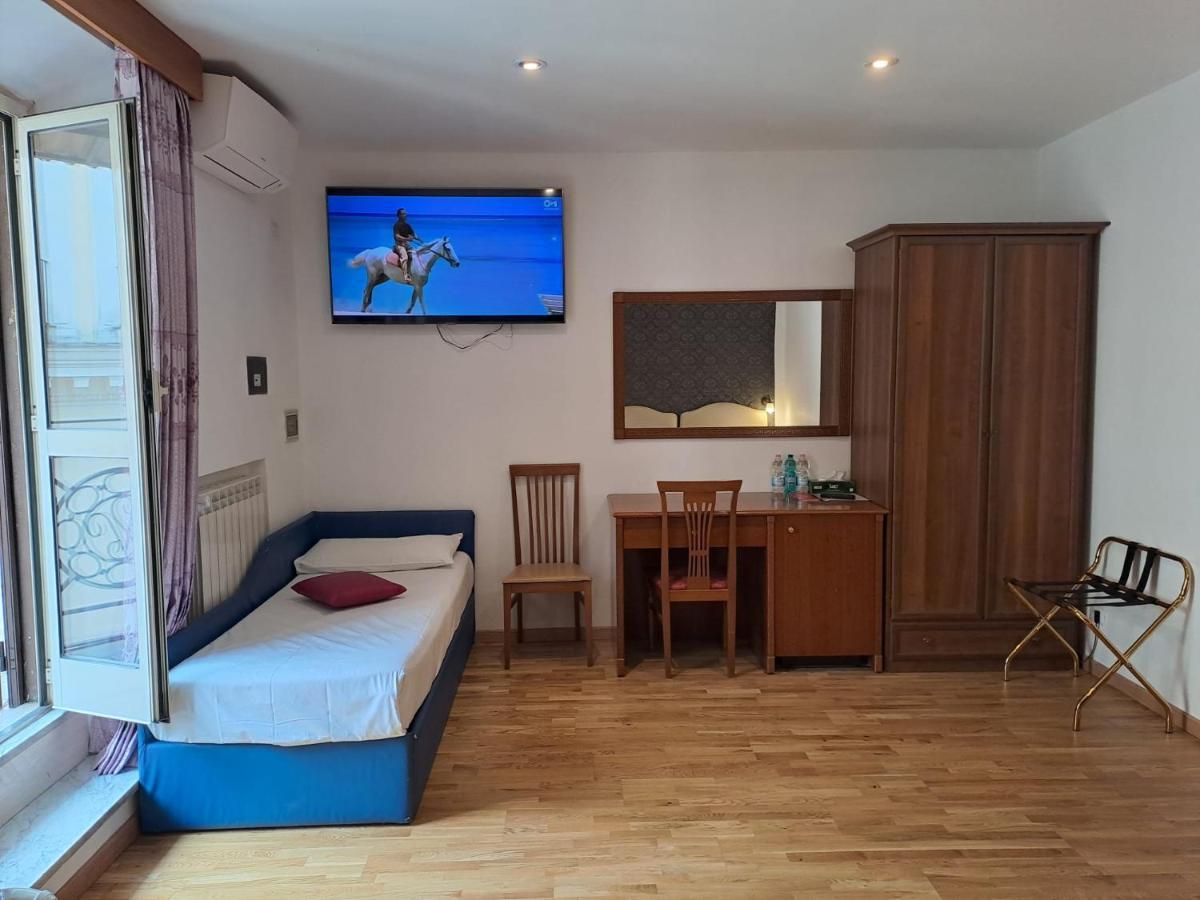 Hotel Fenicia Rzym Zewnętrze zdjęcie