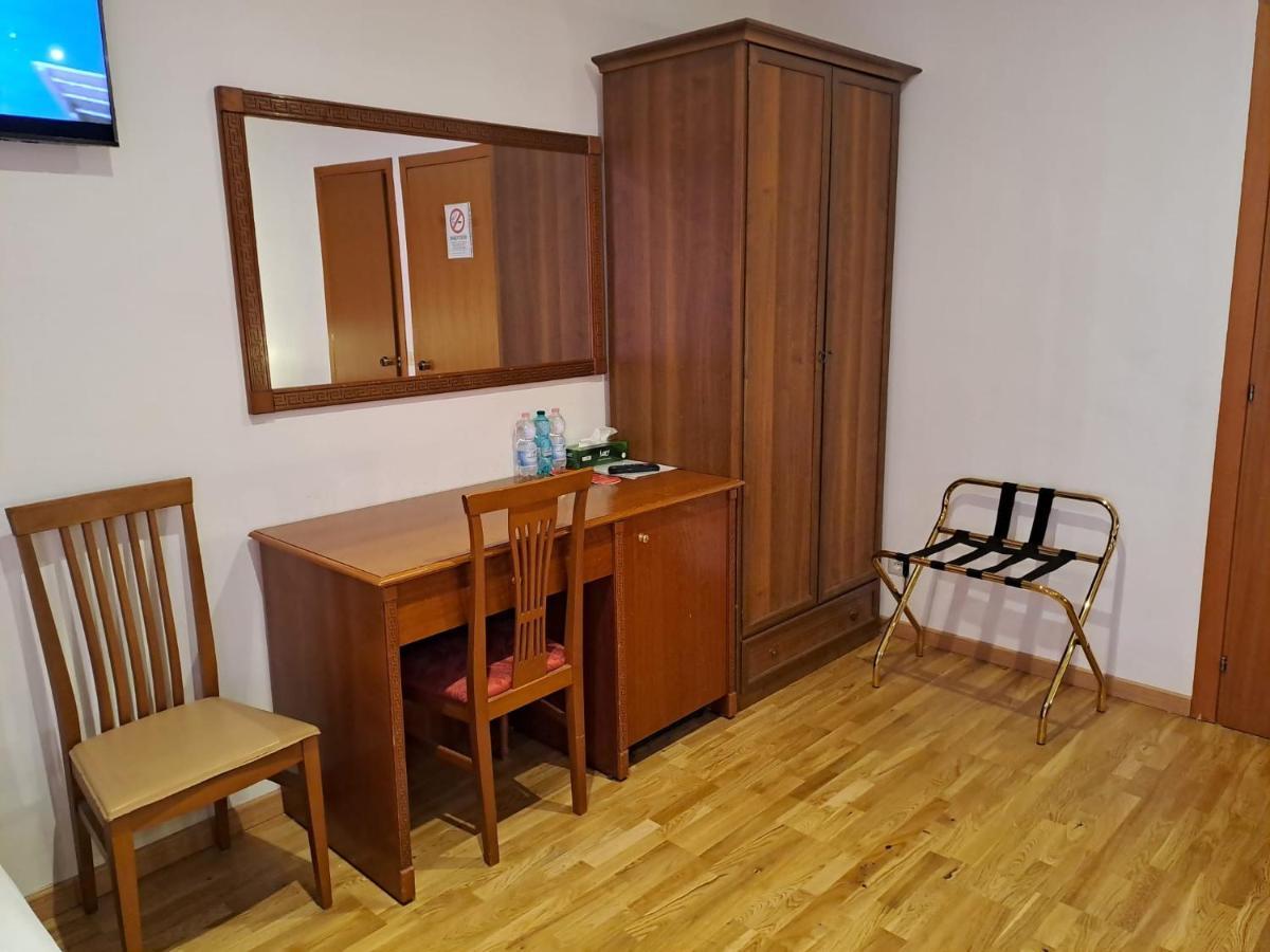 Hotel Fenicia Rzym Zewnętrze zdjęcie