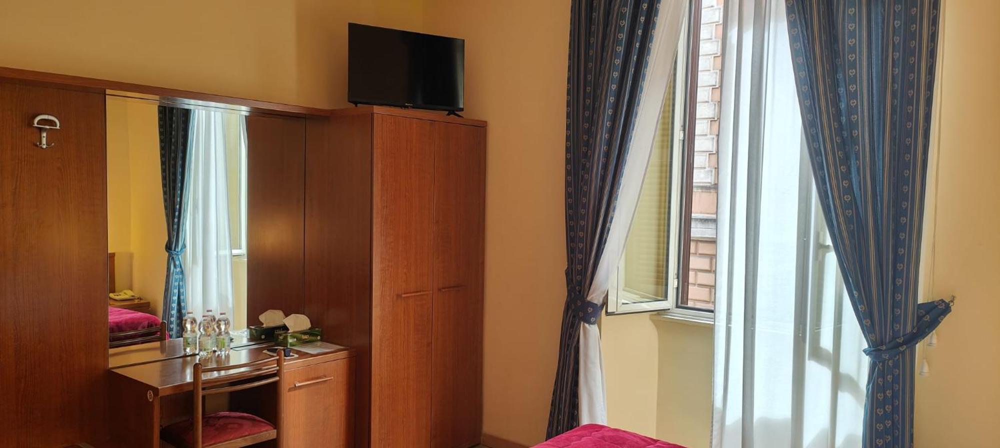 Hotel Fenicia Rzym Zewnętrze zdjęcie
